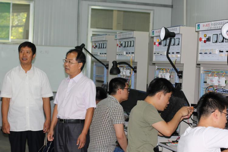 青州卷烟厂烟机设备电气修理职工技能竞赛培训班顺利结业
